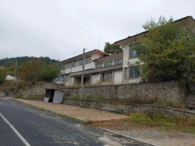 Komercinis nekilnojamasis turtas Parduodama 4950 с.Загражден BG